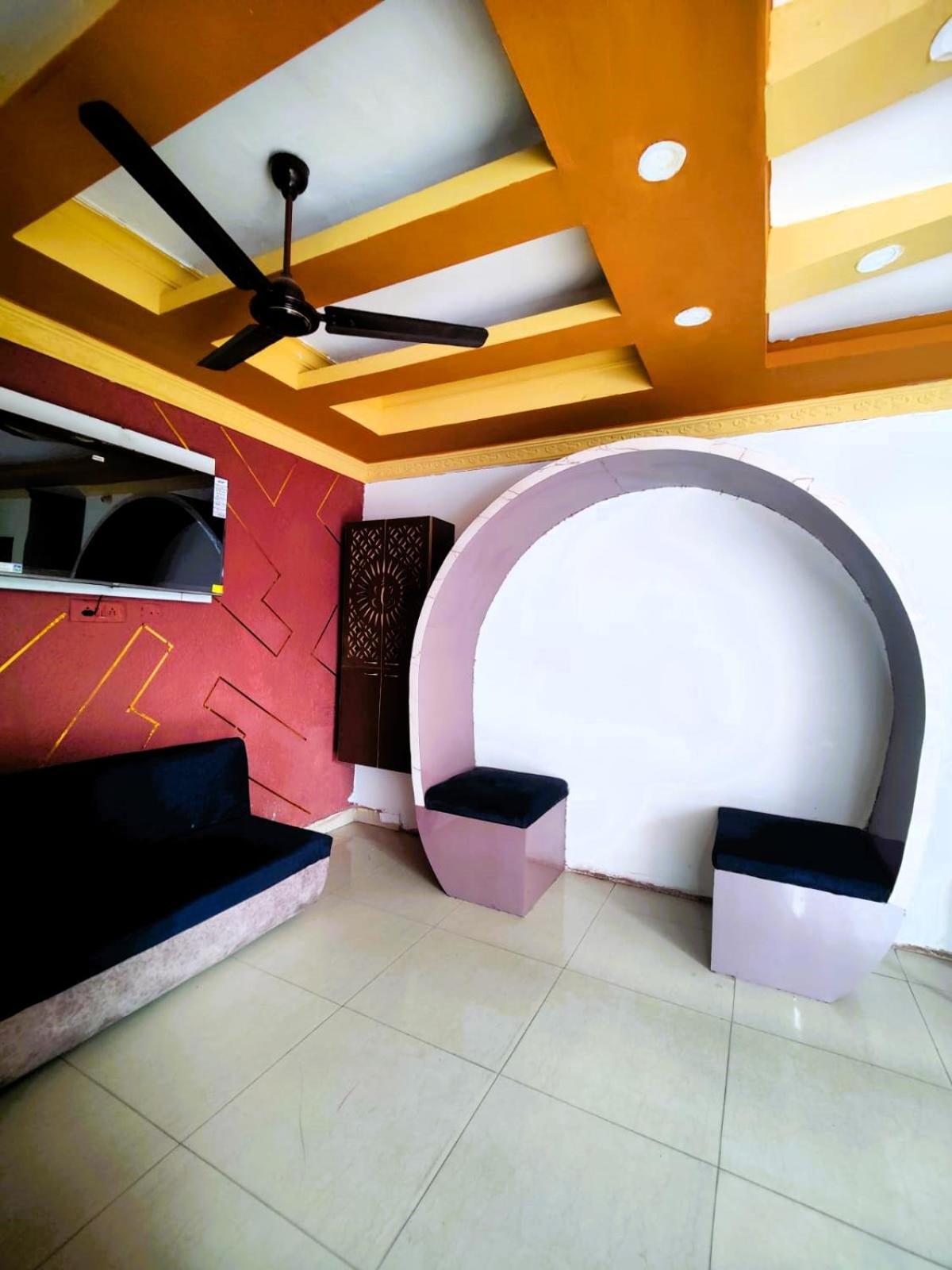 فندق The Livin Residency فيساخاباتنام المظهر الخارجي الصورة