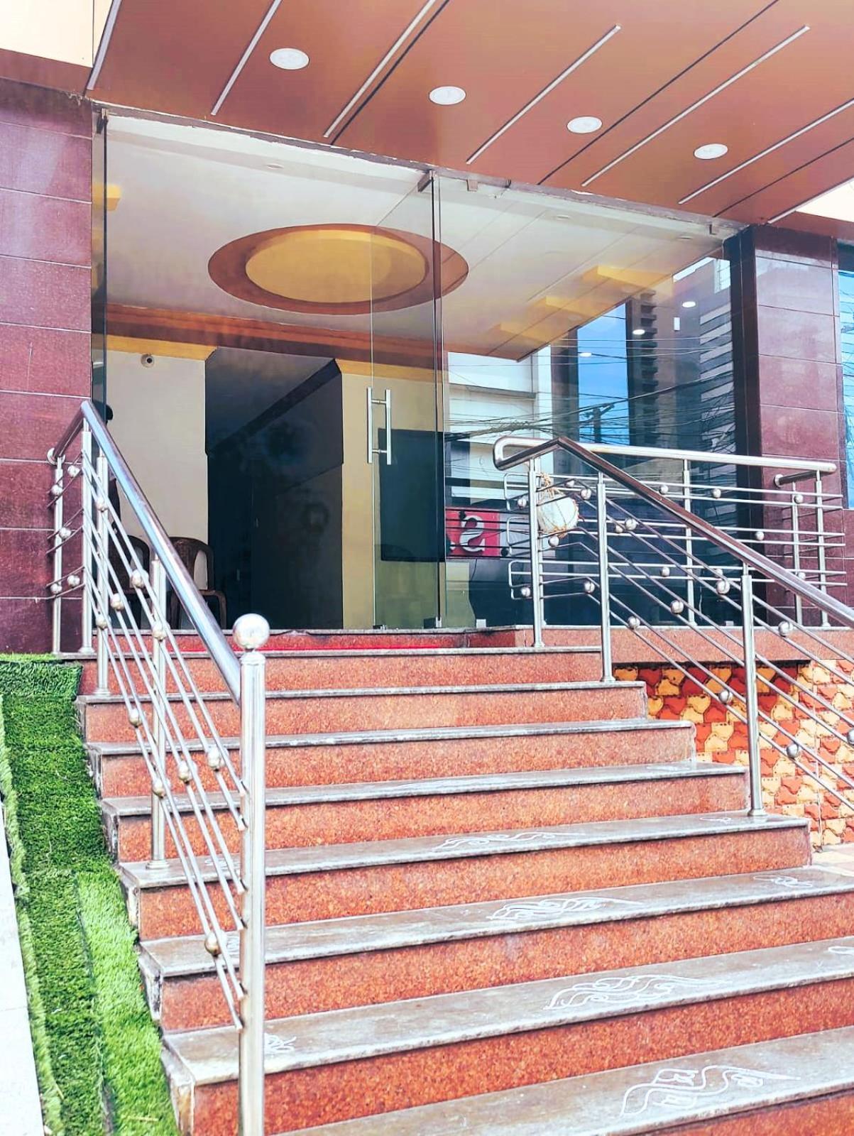فندق The Livin Residency فيساخاباتنام المظهر الخارجي الصورة